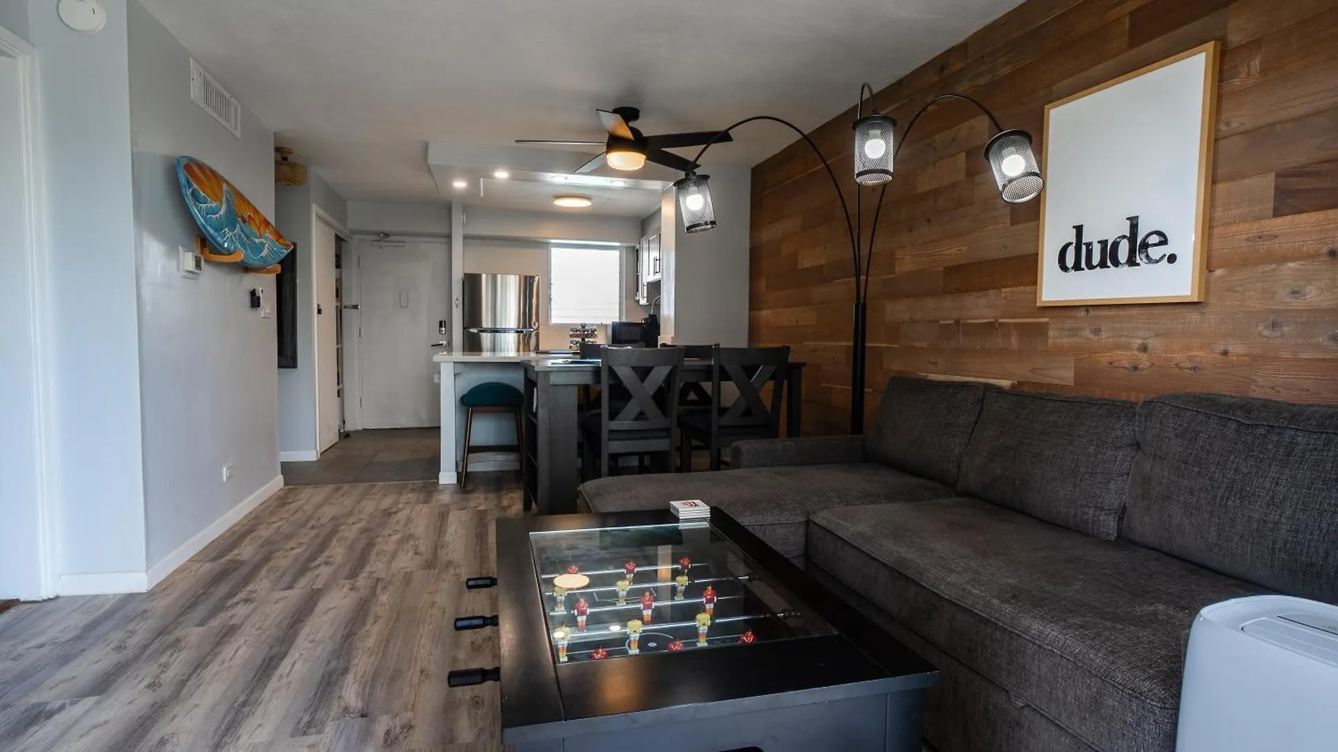 Spacious 2 Bedroom, 1 Bath Waikiki Condo Honolulu