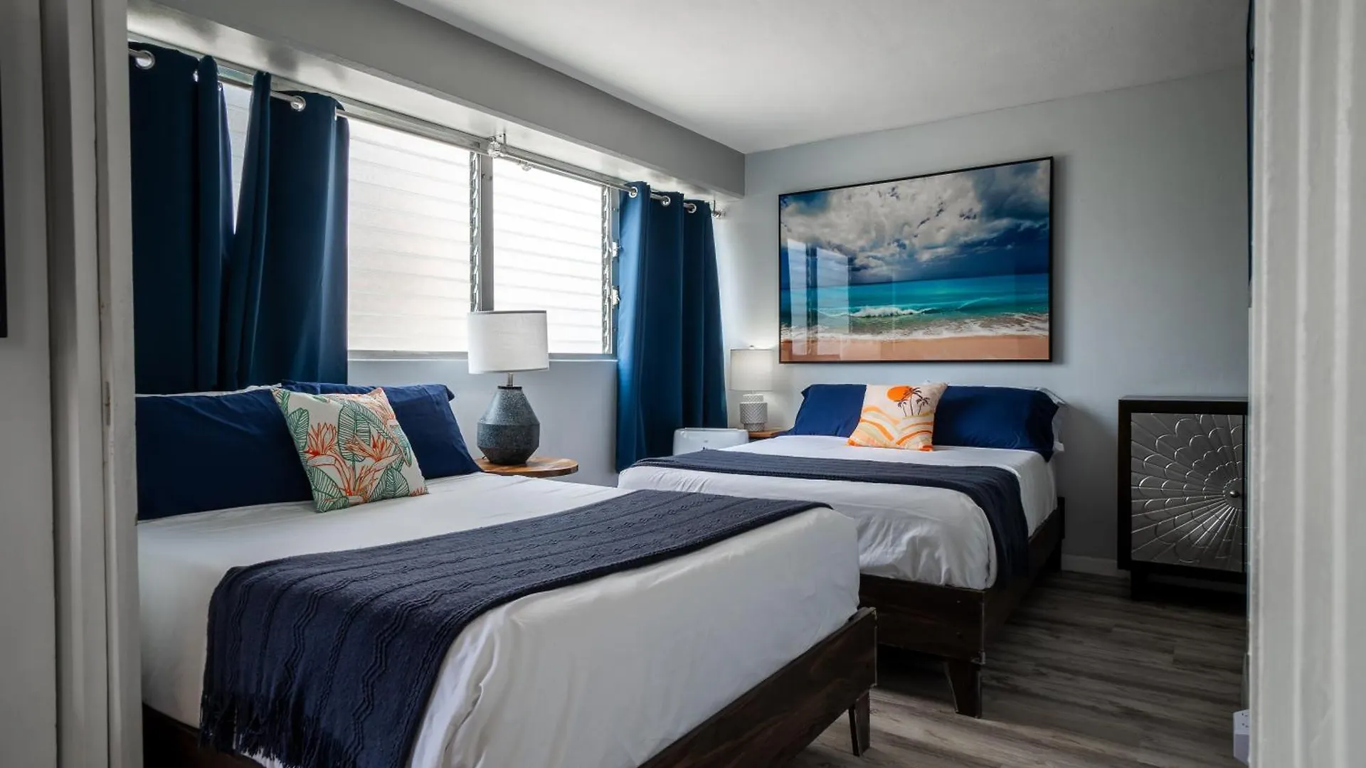 Lägenhet Spacious 2 Bedroom, 1 Bath Waikiki Condo Honolulu USA