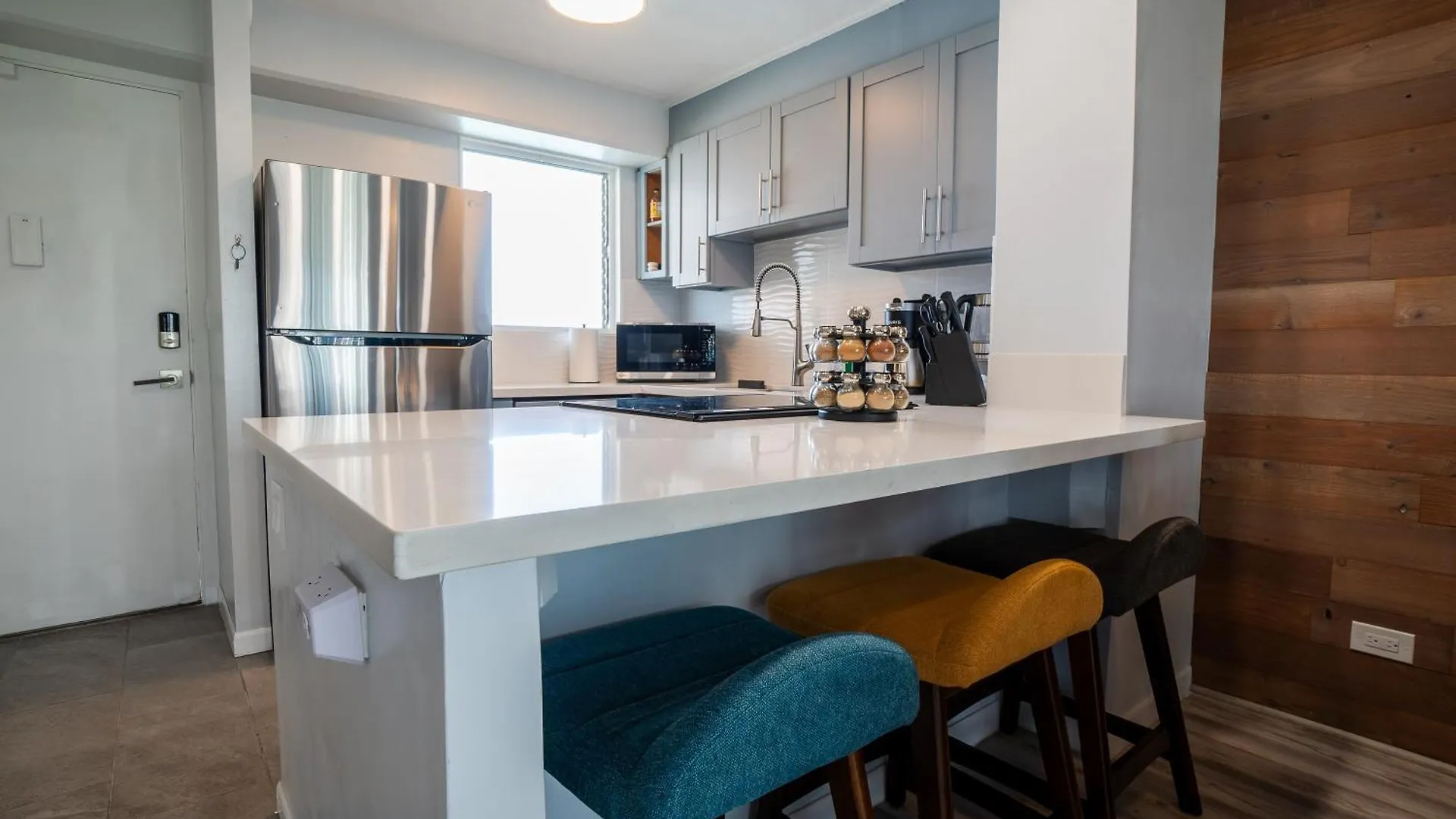 Spacious 2 Bedroom, 1 Bath Waikiki Condo Honolulu 0*,  Stany Zjednoczone Ameryki